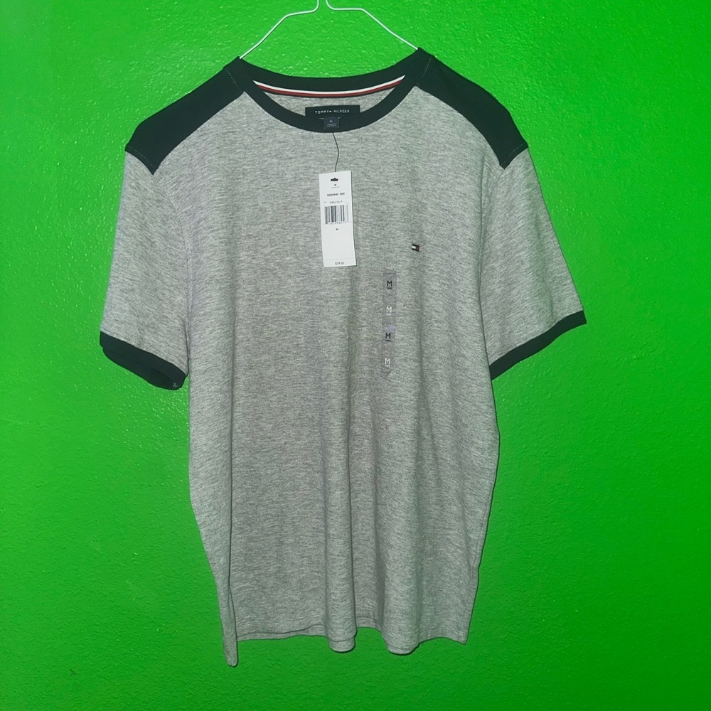 Brand new!! Tommy Hilfiger t shirt